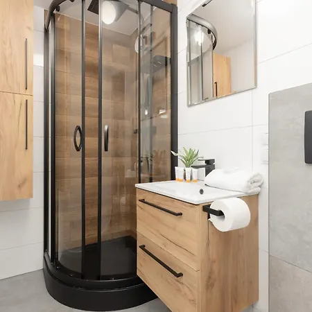 Comfortable Underground Studio Batorego By Renters