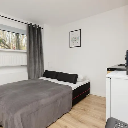 Comfortable Underground Studio Batorego By Renters